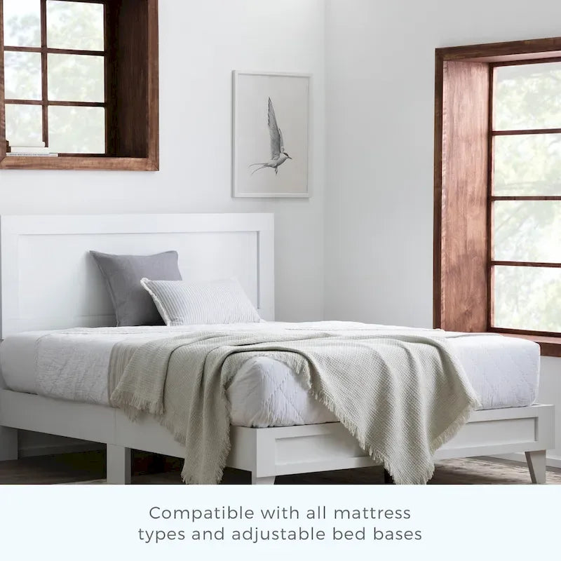 Brookside Leah Classic Wood Platform Bed